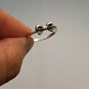 James Avery Bow Ring